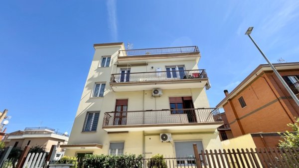 appartamento in affitto a Roma in zona Lunghezza