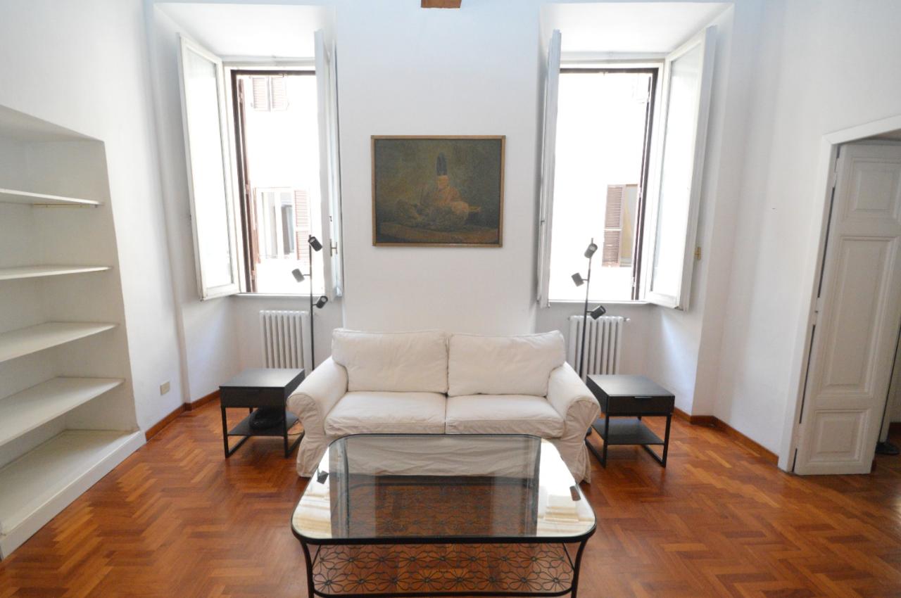 appartamento in affitto a Roma in zona Parione/Sant'Eustachio