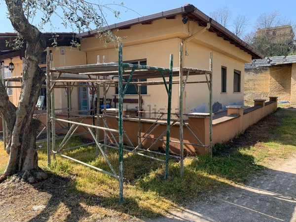 casa indipendente in affitto a Roma in zona Lunghezza