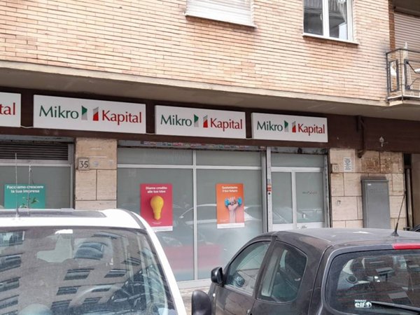 negozio in affitto a Roma in zona Ostiense