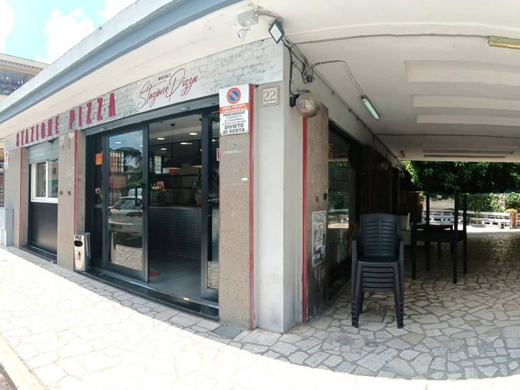 negozio in affitto a Roma in zona Romanina