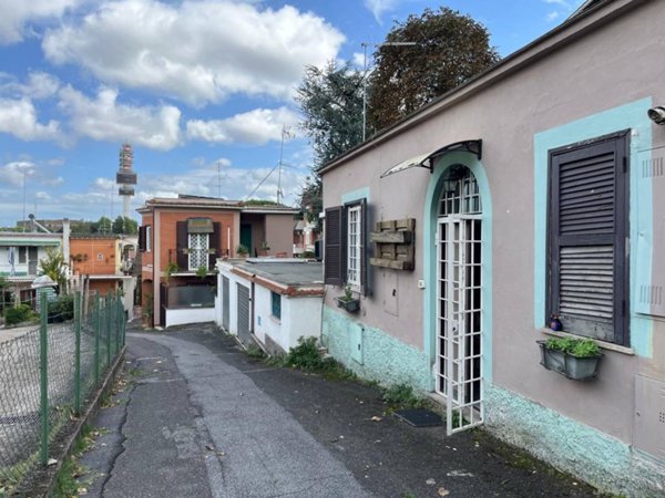 appartamento in affitto a Roma in zona Tomba di Nerone
