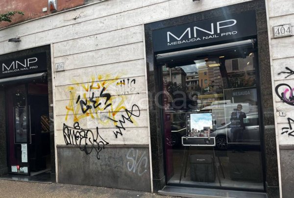negozio in affitto a Roma in zona Appio Latino