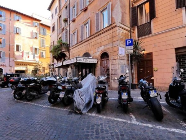 appartamento in affitto a Roma in zona Parione/Sant'Eustachio