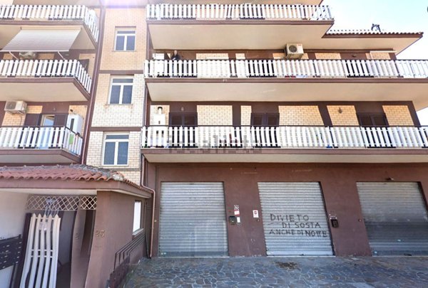 negozio in affitto a Roma in zona Finocchio