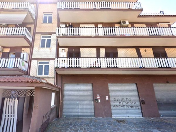 negozio in affitto a Roma in zona Borghesiana