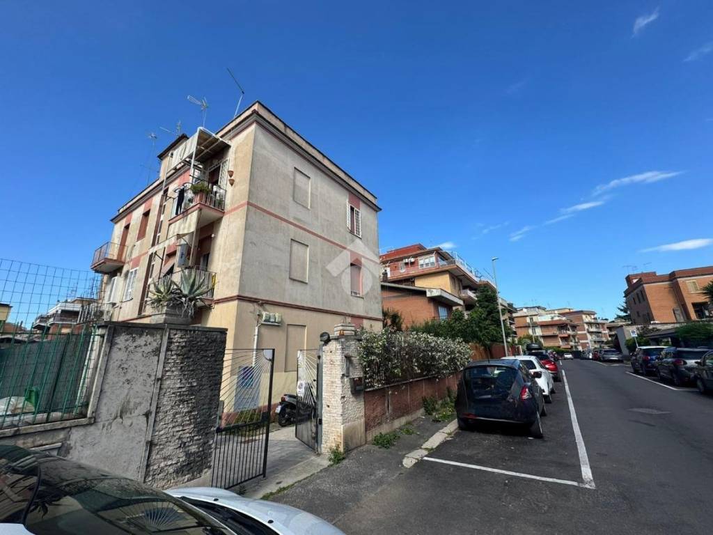 appartamento in affitto a Roma in zona Torrevecchia
