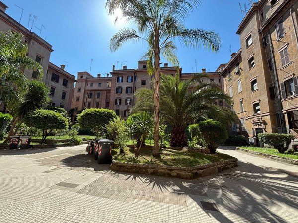 appartamento in affitto a Roma in zona Testaccio
