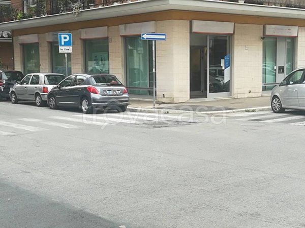 negozio in affitto a Roma in zona Ostia