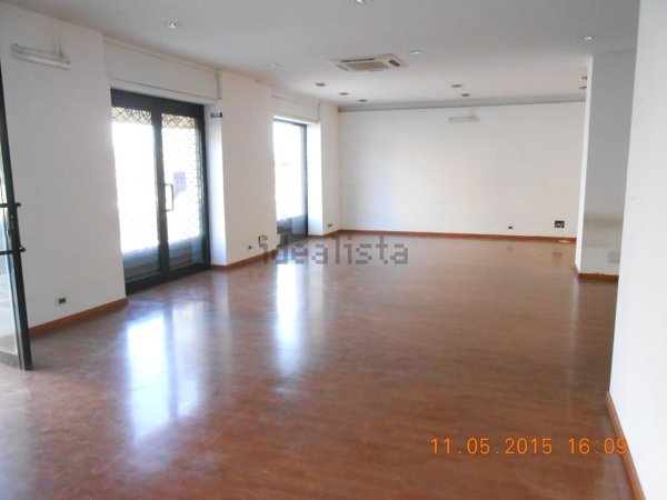 locale commerciale in affitto a Roma in zona Prenestino-Centocelle