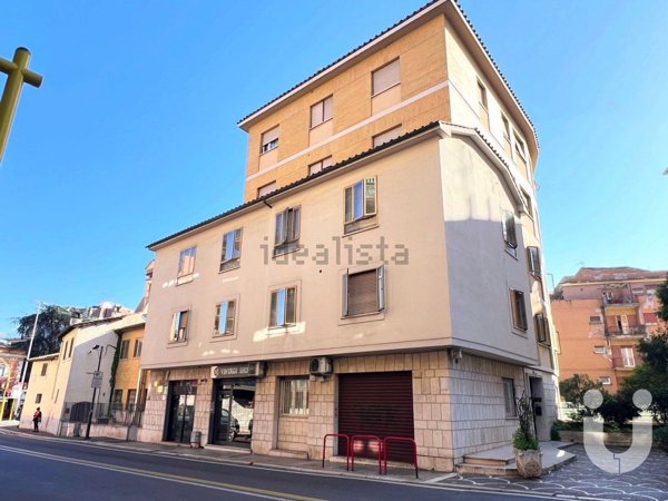 locale commerciale in affitto a Roma in zona Aurelio