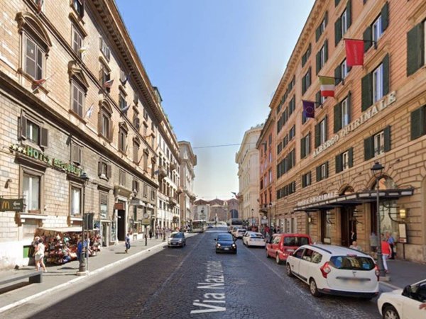 negozio in affitto a Roma in zona Rione Monti/Campitelli