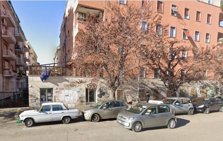 negozio in affitto a Roma