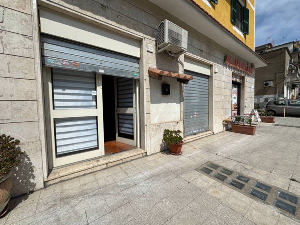 negozio in affitto a Roma in zona Primavalle
