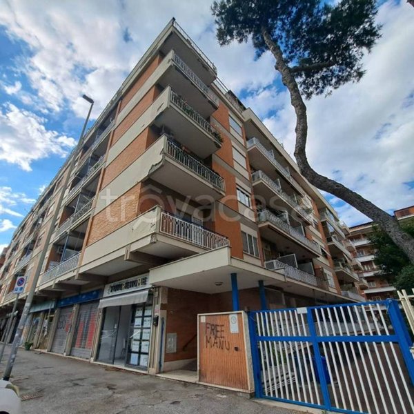 appartamento in affitto a Roma in zona Ostia