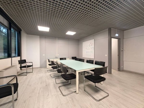 ufficio in affitto a Roma in zona Torrino