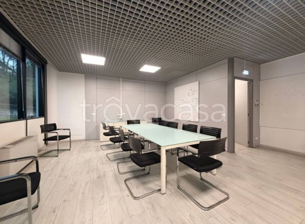 ufficio in affitto a Roma in zona Torrino