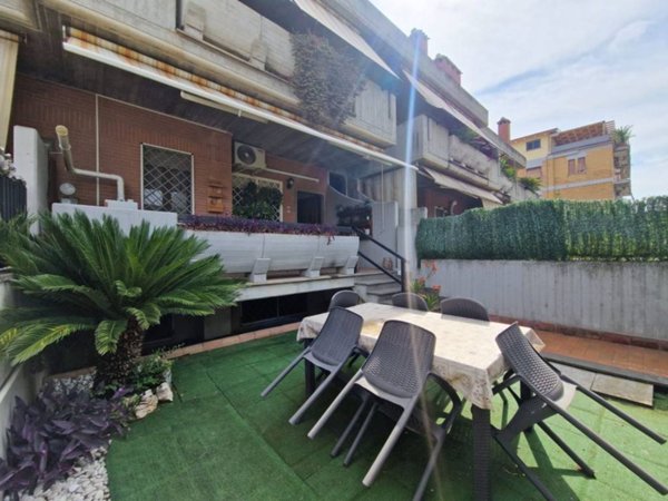 casa indipendente in affitto a Roma in zona Borghesiana