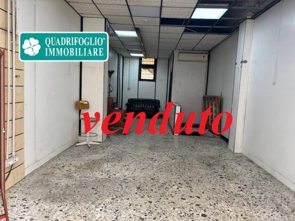 negozio in affitto a Roma in zona Don Bosco