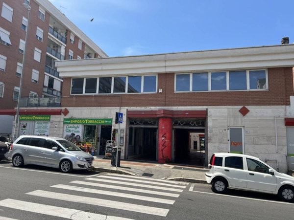ufficio in affitto a Roma in zona Ponte Mammolo