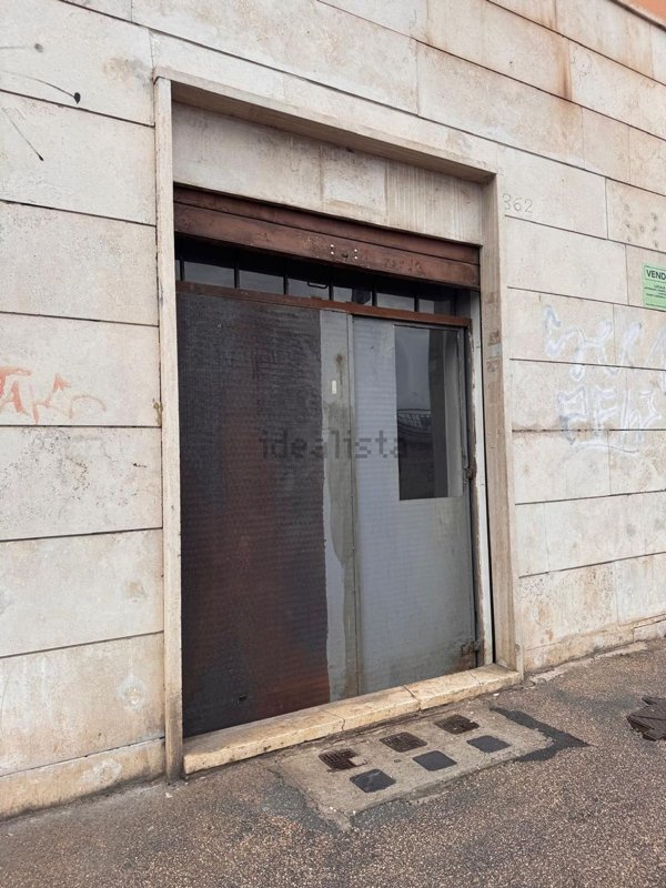 locale commerciale in affitto a Roma in zona Nomentano
