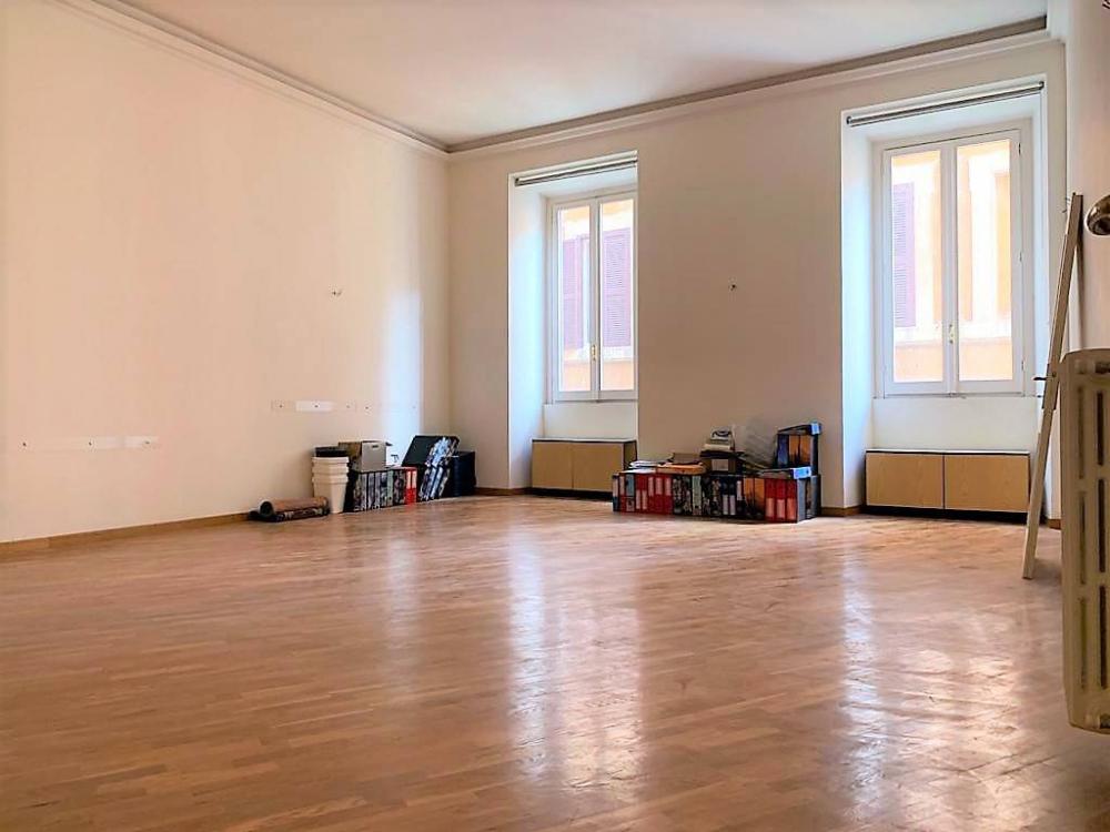 ufficio in affitto a Roma in zona Campo Marzio
