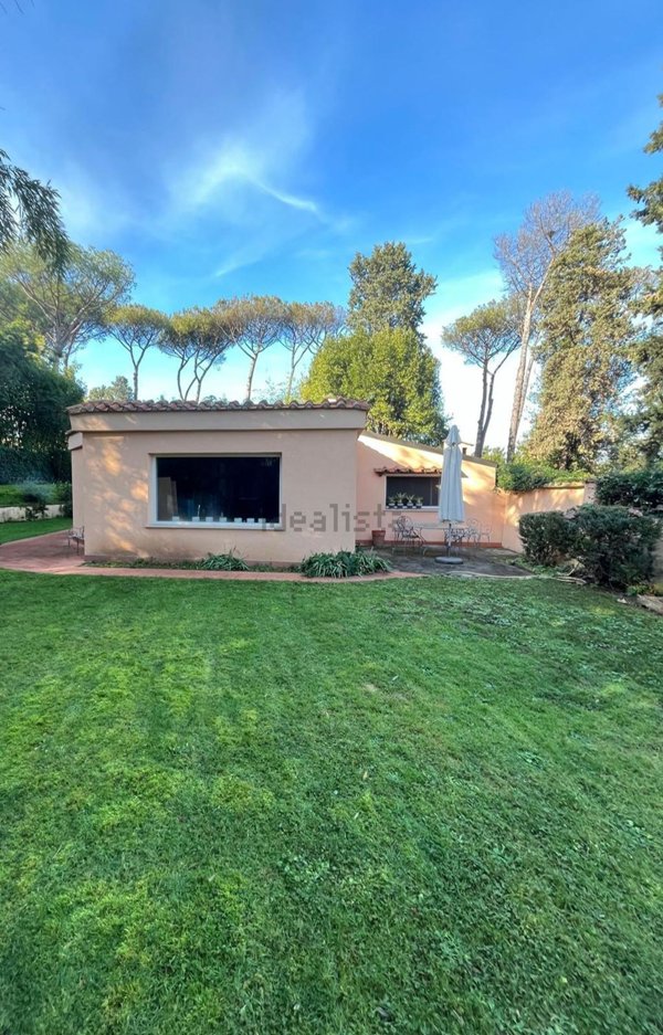 casa indipendente in affitto a Roma in zona Appio Pignatelli