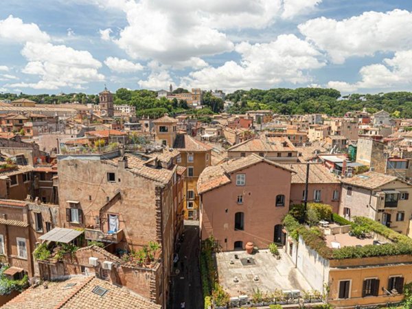 appartamento in affitto a Roma in zona Rione Monti/Campitelli