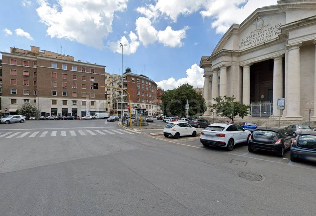 negozio in affitto a Roma in zona Parioli