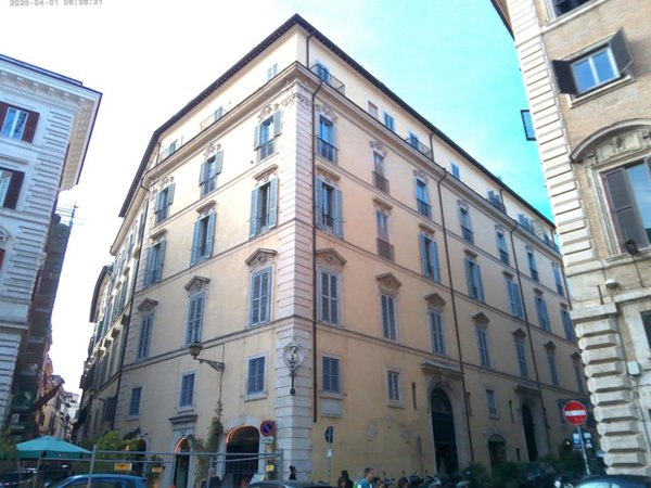 appartamento in affitto a Roma in zona Parione/Sant'Eustachio