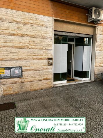 locale commerciale in affitto a Roma in zona Monte Sacro/Talenti