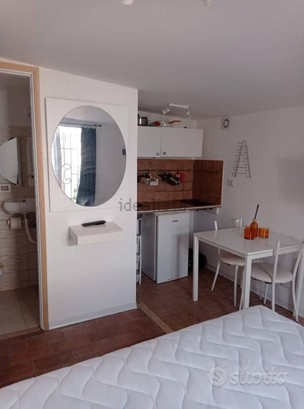monolocale in affitto a Roma in zona Casal Palocco