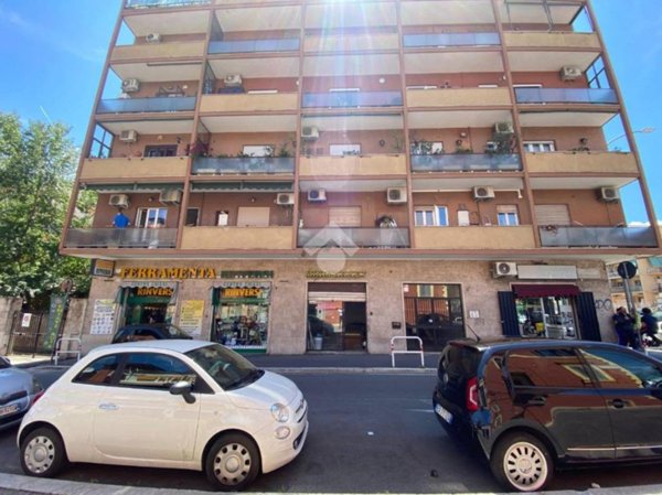 negozio in affitto a Roma in zona Aurelio