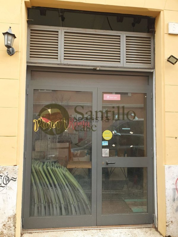 locale commerciale in affitto a Roma