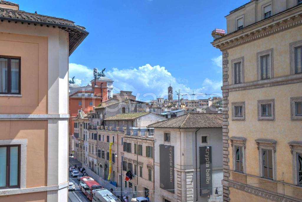 appartamento in affitto a Roma in zona Pigna - Sant'Angelo