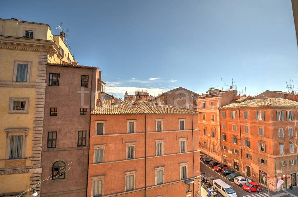 appartamento in affitto a Roma in zona Pigna - Sant'Angelo