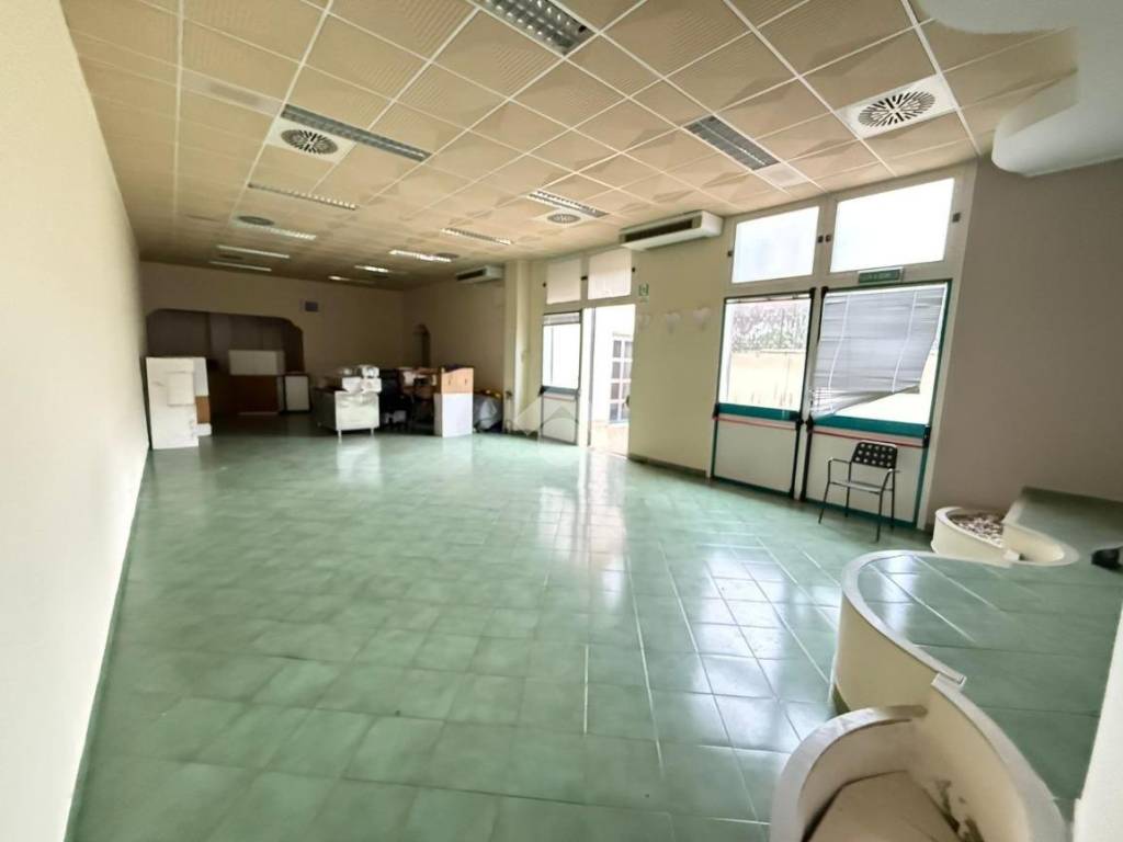negozio in affitto a Roma in zona Fidene