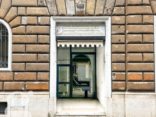 negozio in affitto a Roma in zona Rione Prati