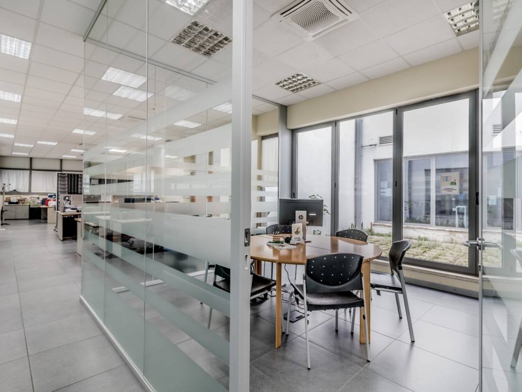 ufficio in affitto a Roma in zona Sette Bagni