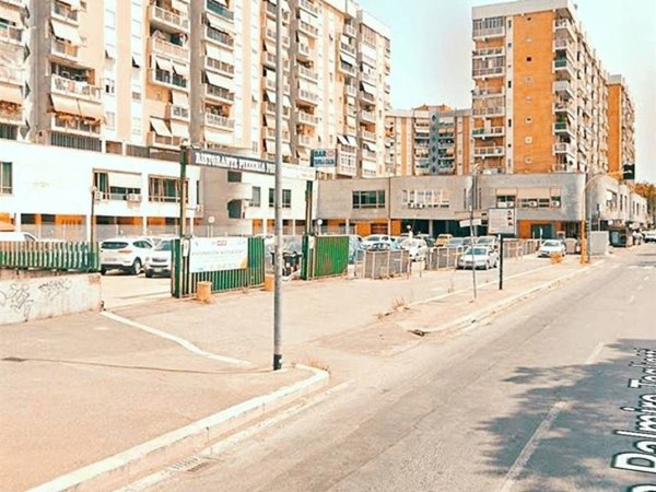 negozio in affitto a Roma in zona Pietralata