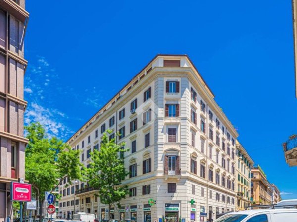negozio in affitto a Roma in zona Rione Prati