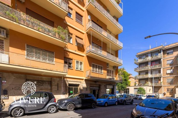 locale commerciale in affitto a Roma in zona Gianicolense