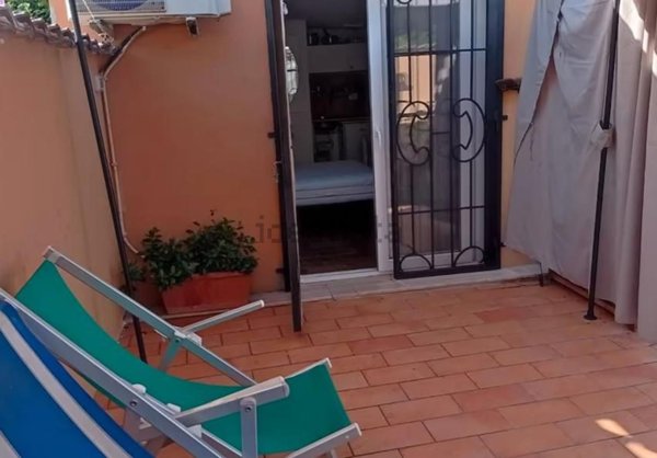 monolocale in affitto a Roma in zona Casal Palocco