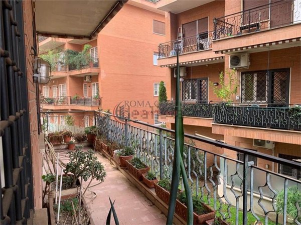 appartamento in affitto a Roma in zona Tomba di Nerone