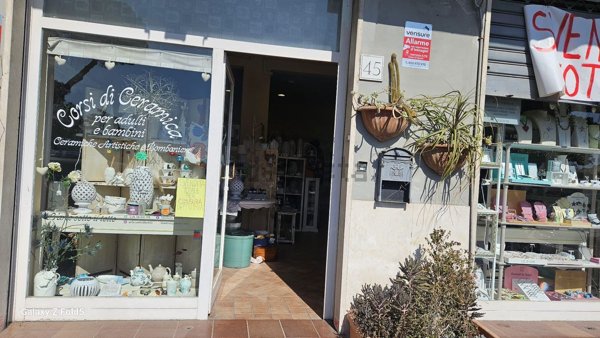 locale commerciale in affitto a Roma in zona Axa