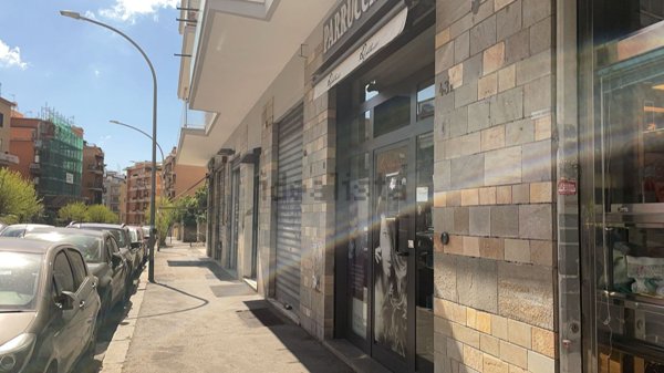 negozio in affitto a Roma in zona Aurelio