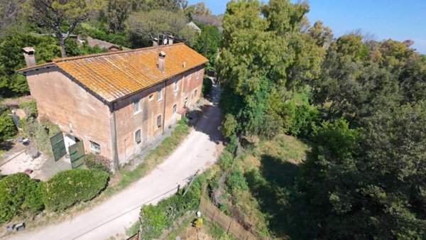 appartamento in affitto a Roma in zona Ostia Antica