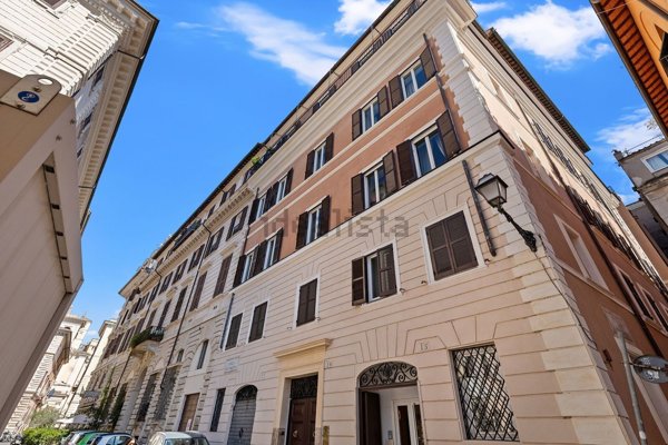 appartamento in affitto a Roma in zona Parione/Sant'Eustachio