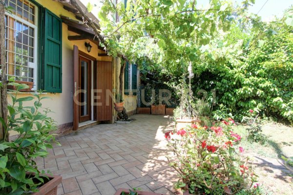 casa indipendente in affitto a Roma