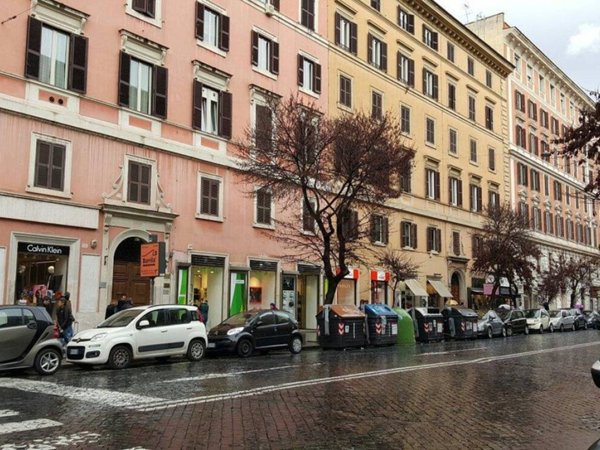 negozio in affitto a Roma in zona Rione Prati
